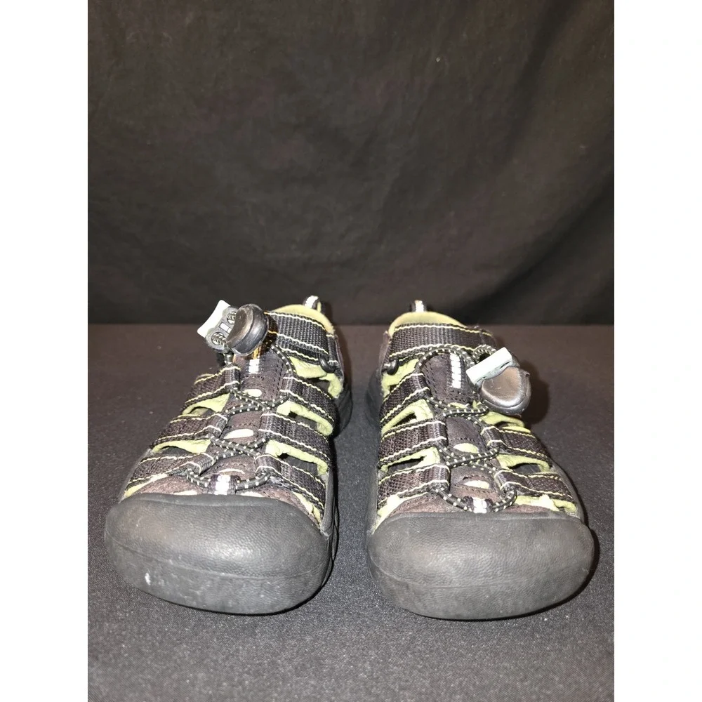 Keen Sandals Newport H2 Fisherman Hiking‎ Water Shoes Kids Size 10 Black Lime